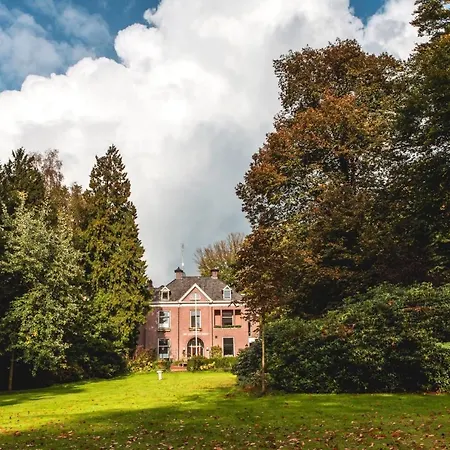 De Lochemse Berg Hotel 3*